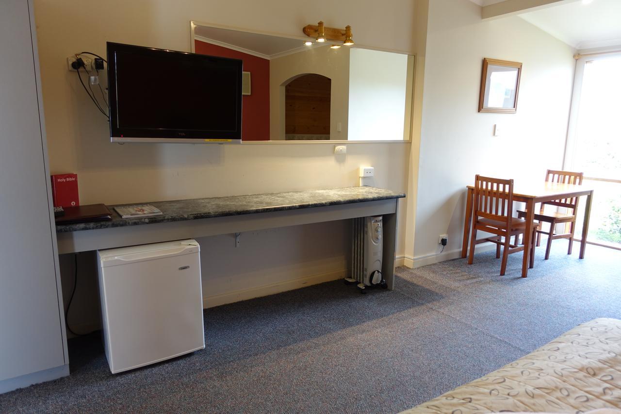 Coal Creek Motel Korumburra Bagian luar foto