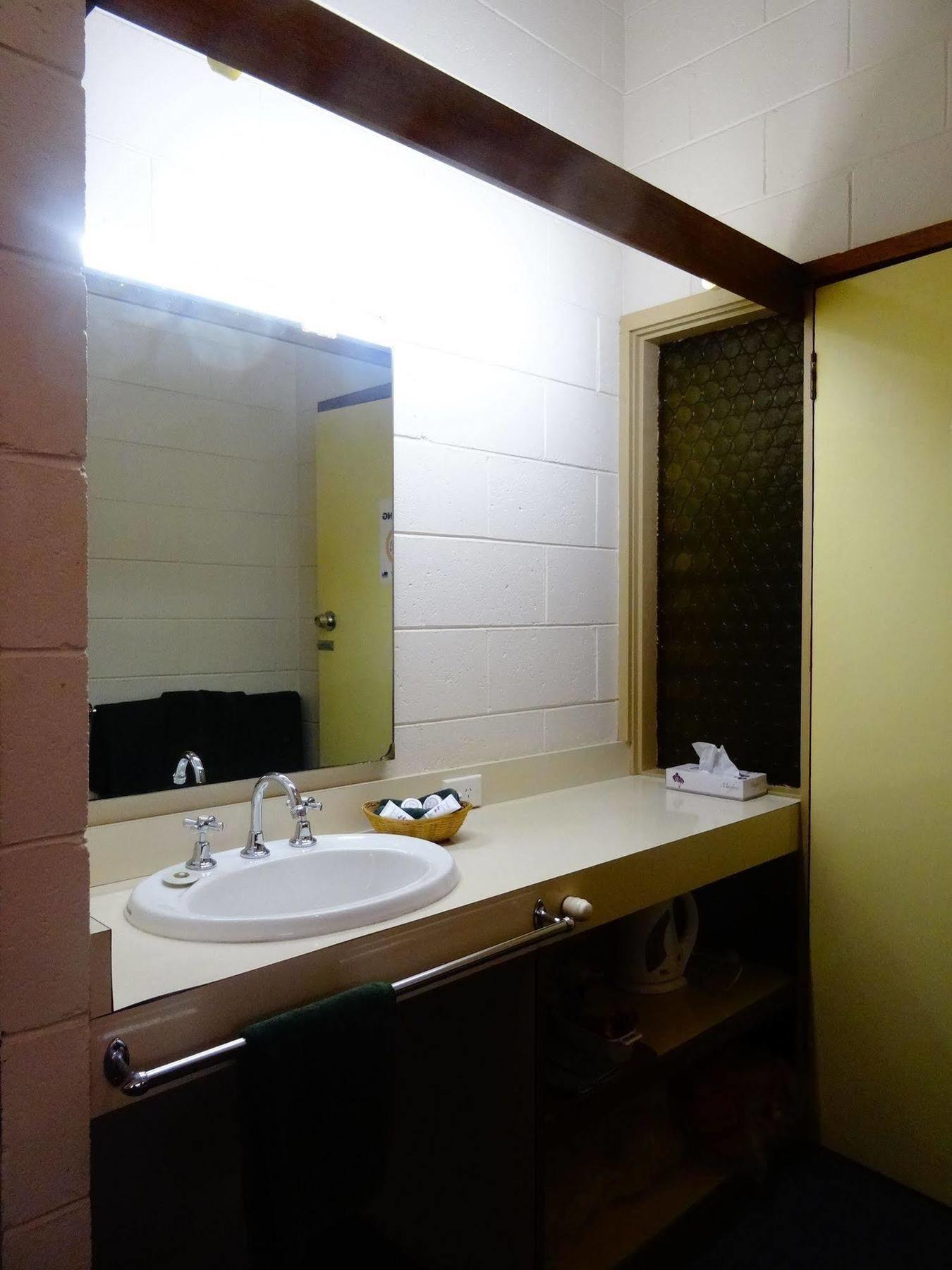 Coal Creek Motel Korumburra Bagian luar foto